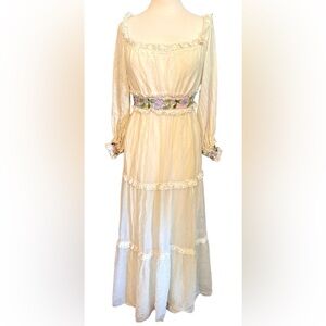 Vintage Cream Maxi Dress with Floral Embroidery XS/0